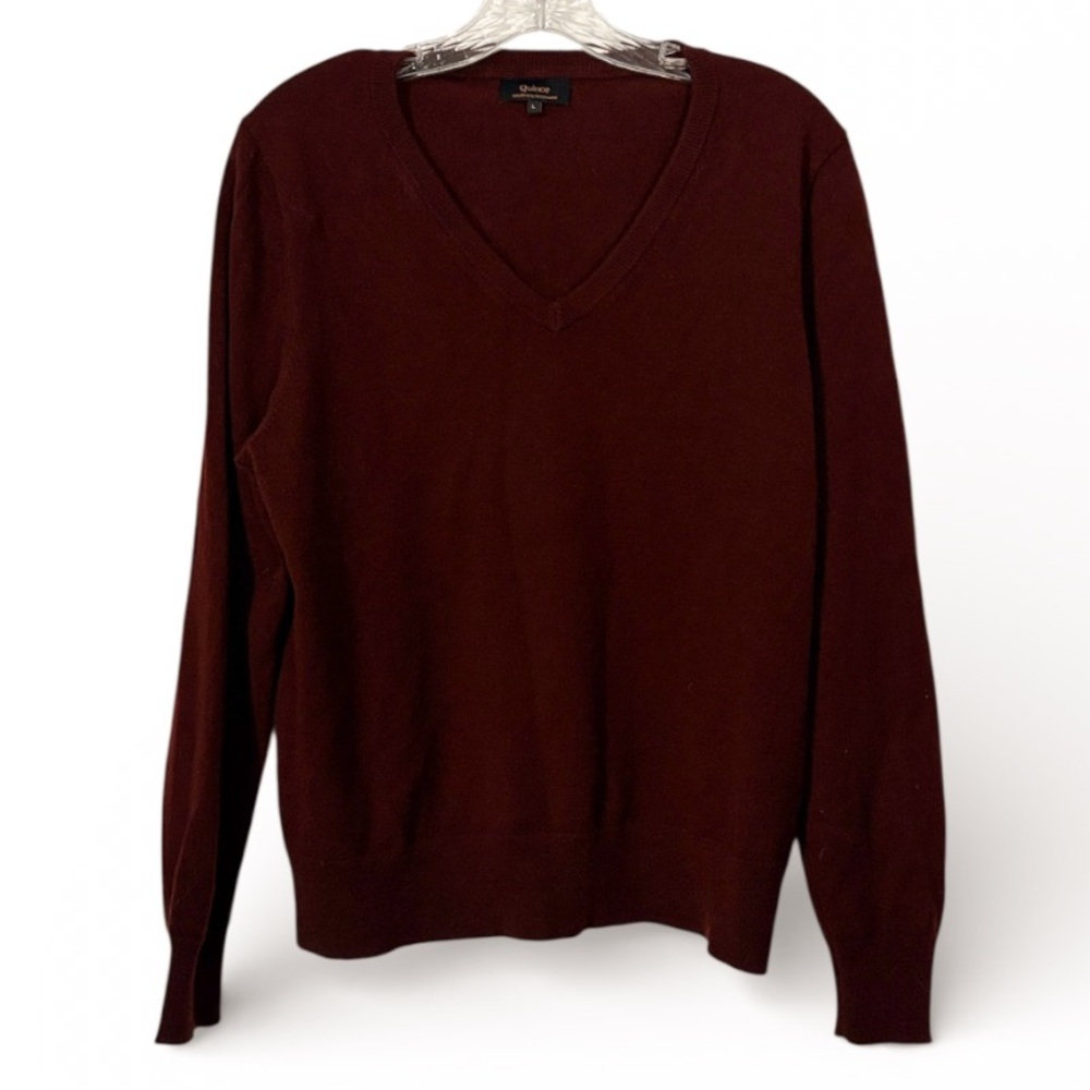 Quince Mongolian Cashmere V-Neck Sweater L Rich Burgundy Fall Cozy Thanksgiving - Picture 3 of 10